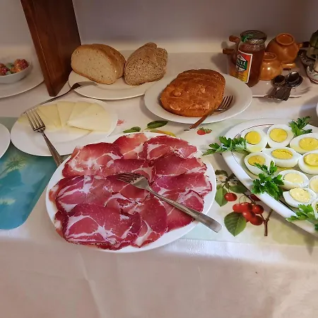 Barbara Assisi Cannara